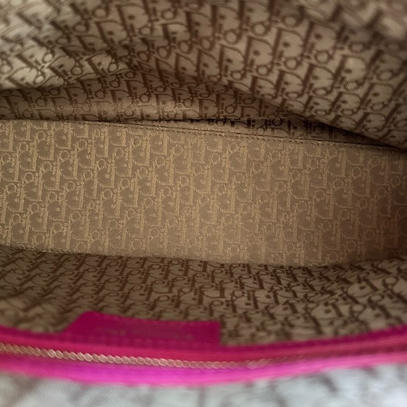 Pink Lady Dior - Picture 10 of 10